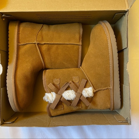 Koolaburra by UGG Victoria Short Women’s Winter Boots - Picture 2 of 11